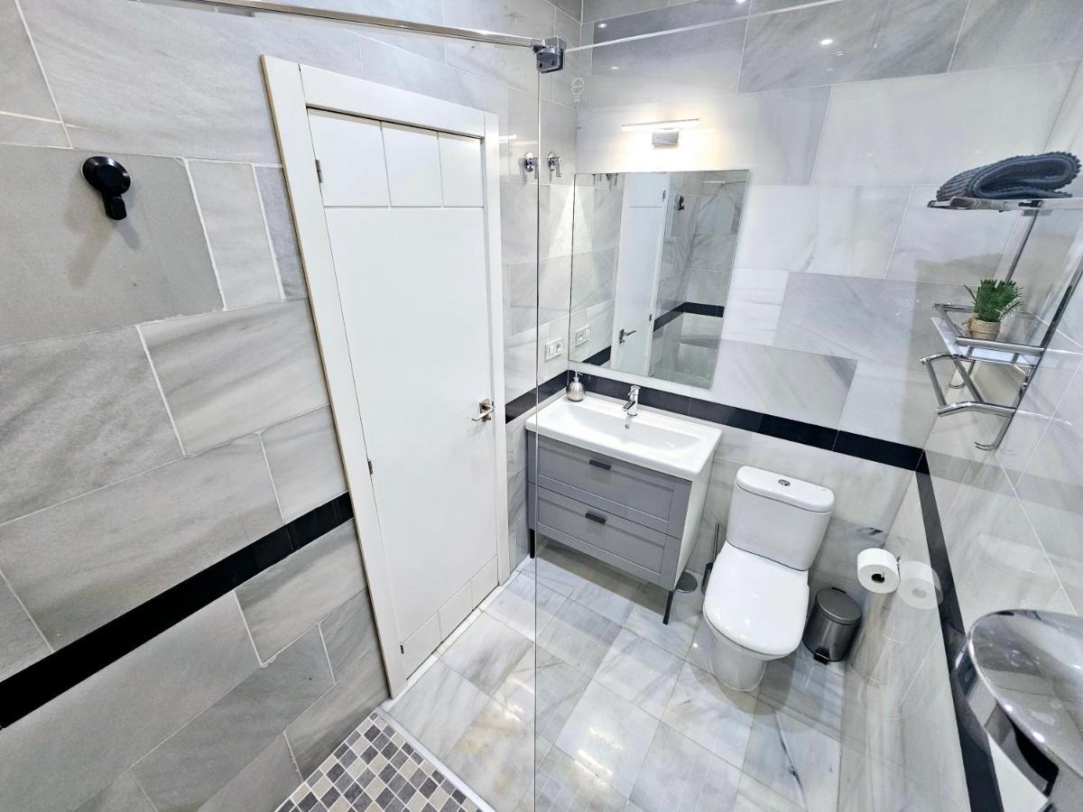 Charlot Center Apartment II Alicante Buitenkant foto